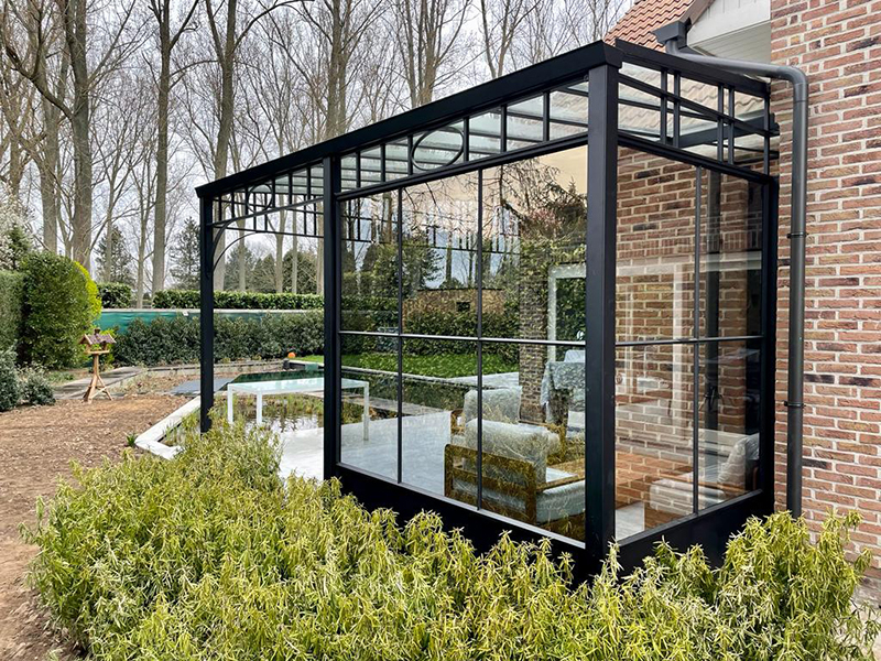 Poolhouses